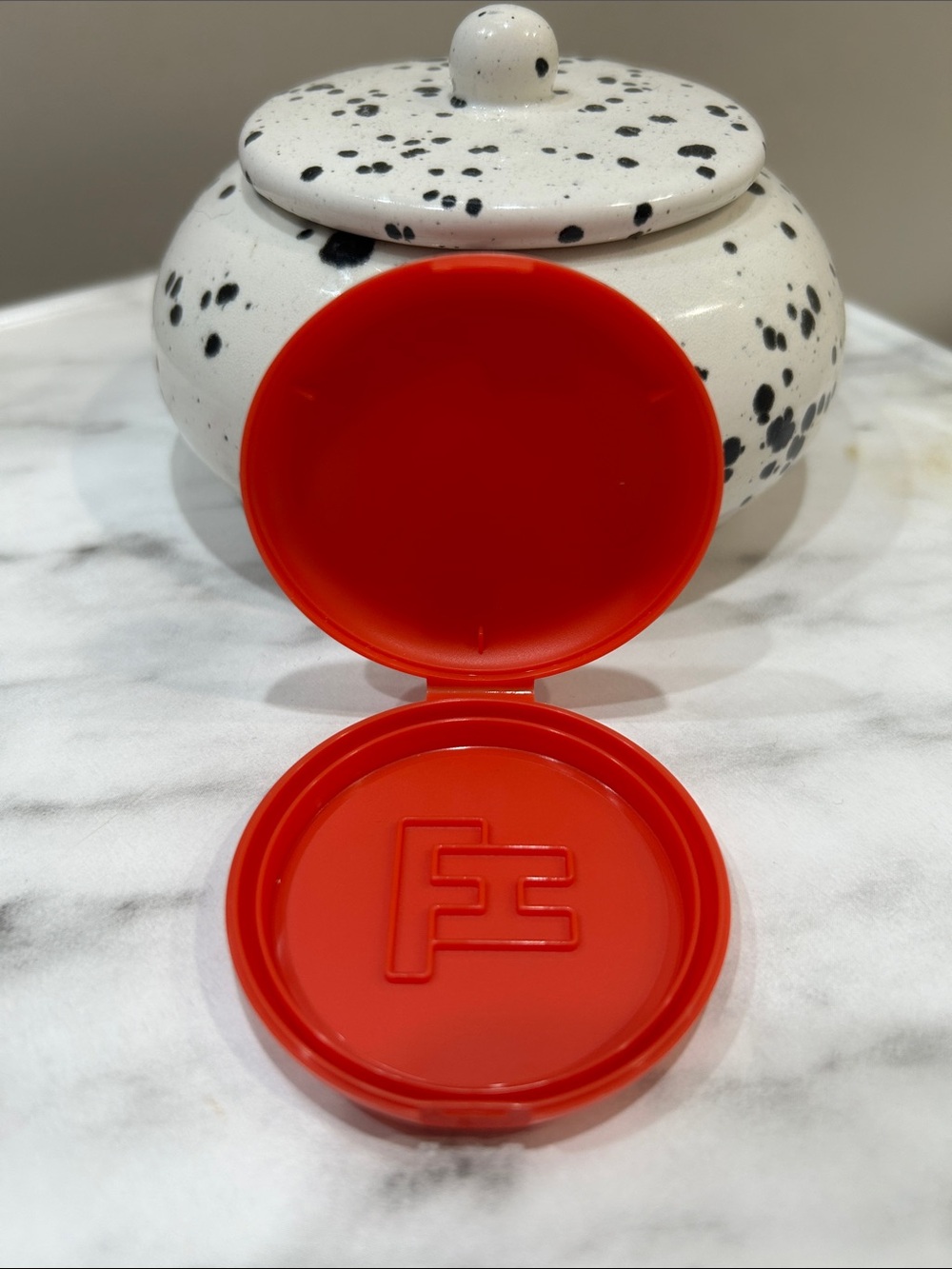 Fara Homidi Refill Case